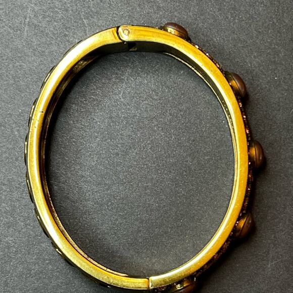 Heidi Daus Hinged Clamper Crystal Oval Bracelet Pink and Gold - Picture 3 of 4